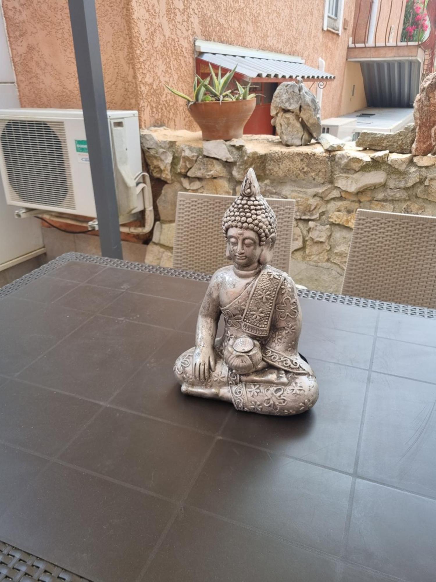 Cameos - Appartement Avec Terrasse Locairbi Le Crès Exterior foto